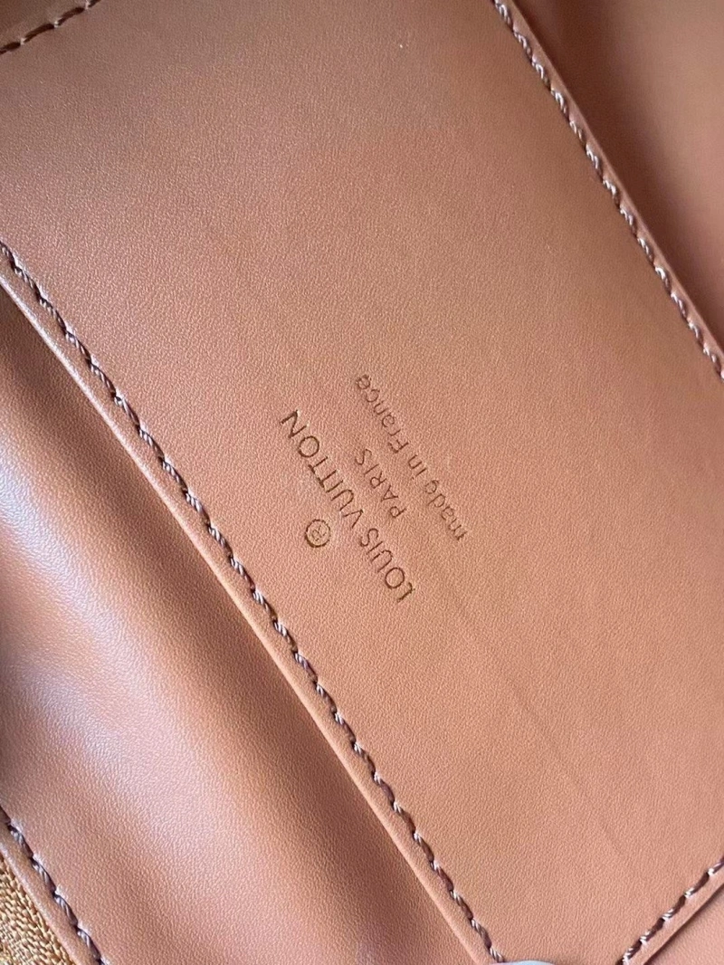 LV Capucines Bags 4286G-0256