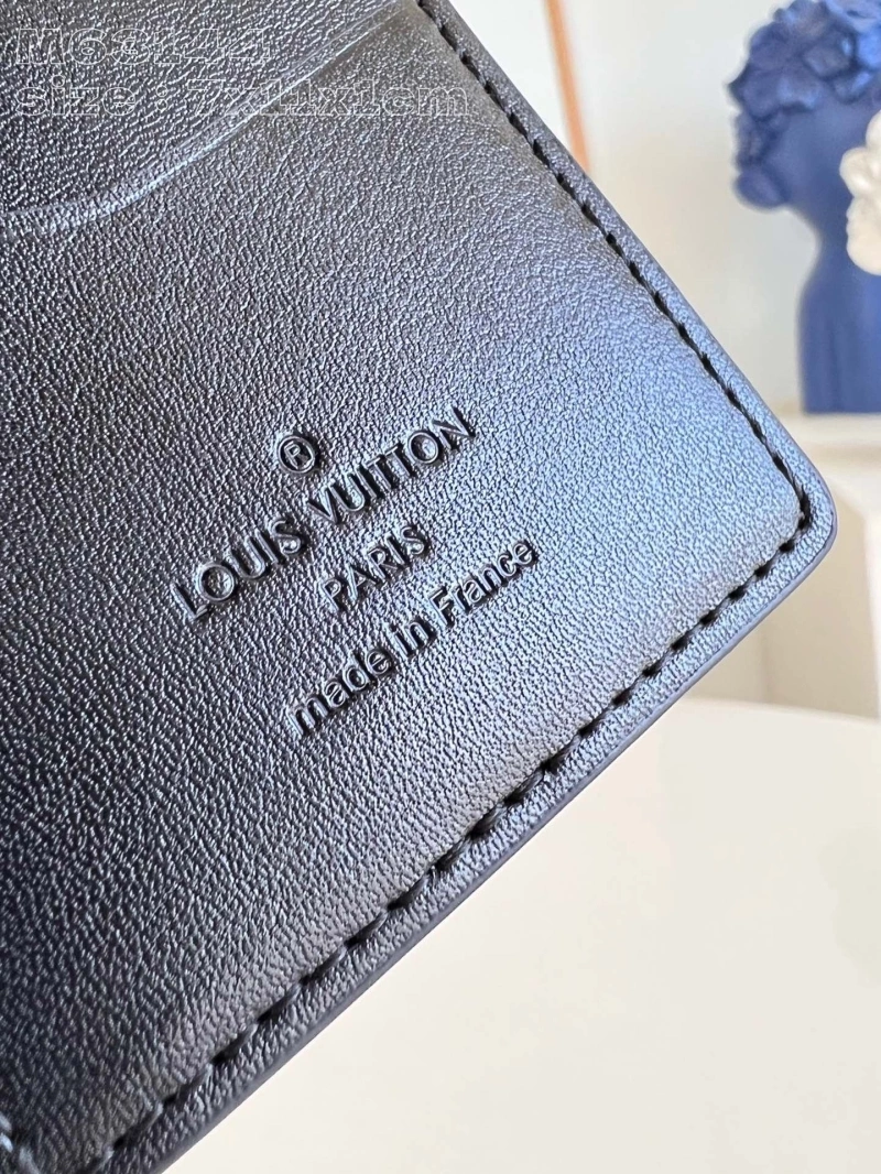 LV Wallets 4286G-0270