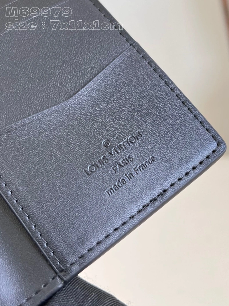 LV Wallets 4286G-0275