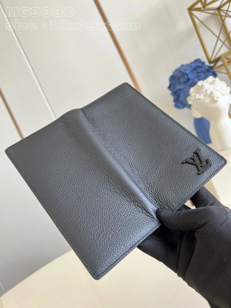 LV Wallets 4286G-0278