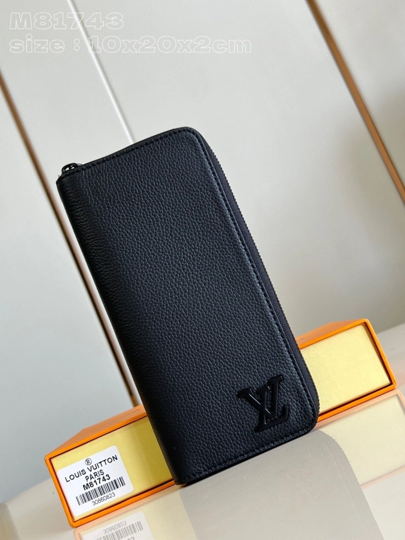LV Wallets 4286G-0281