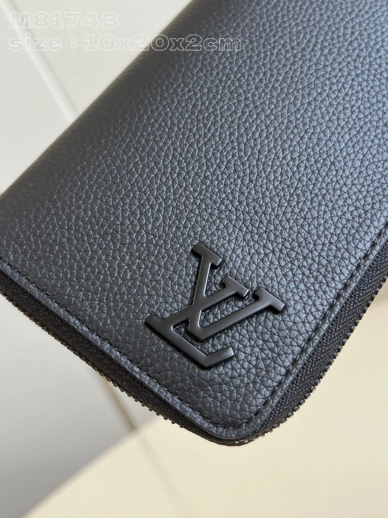 LV Wallets 4286G-0281