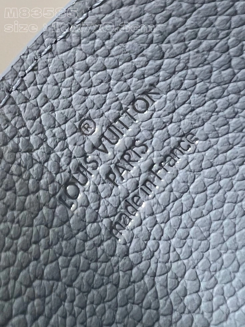 LV Wallets 4286G-0290