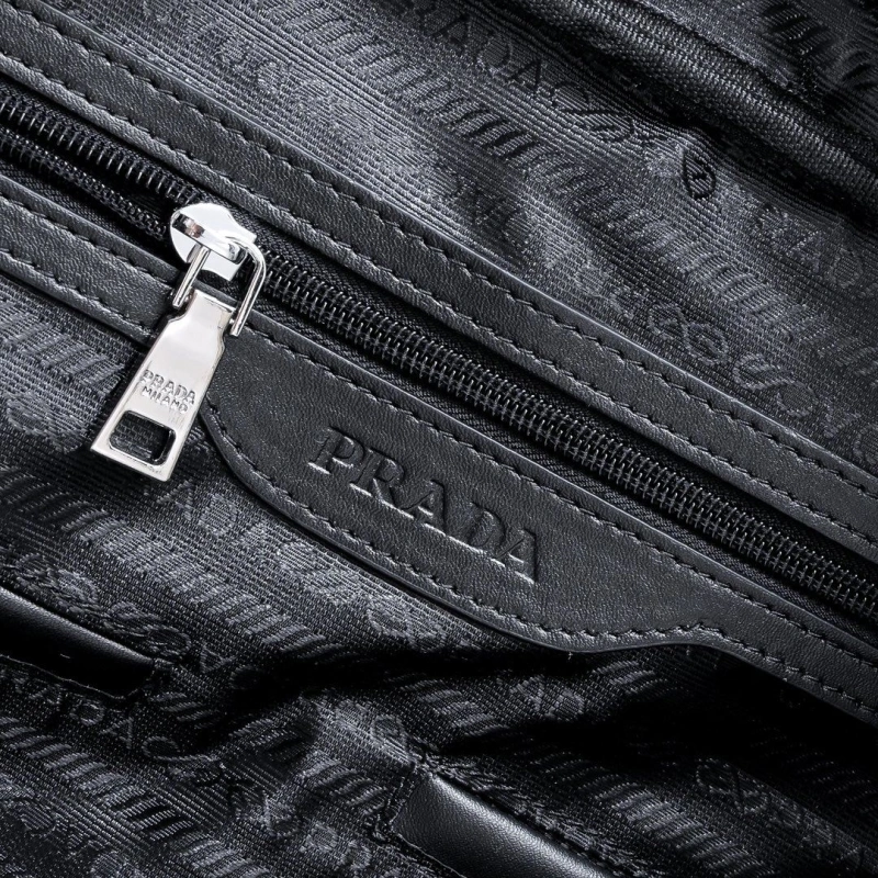 Pra*a travel bags 4288-0034