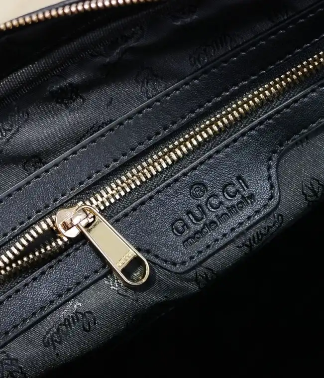 mens Gvc*1 briefcases 4288-0059