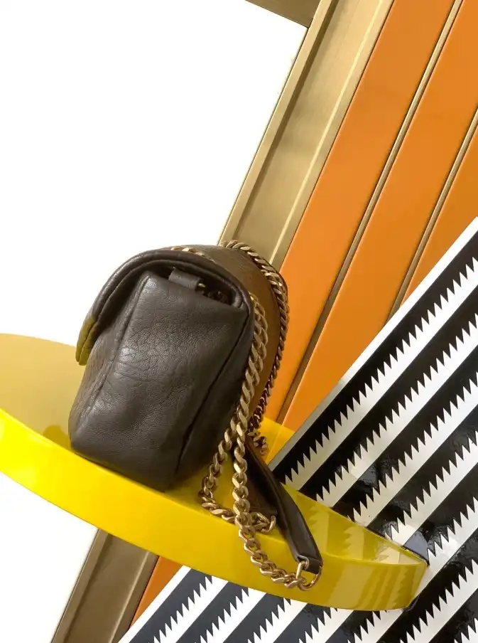Gvc*1 satchel bags 4334b-0019