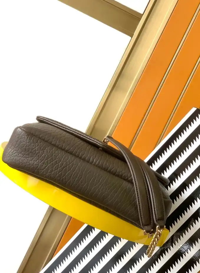 Gvc*1 satchel bags 4334b-0019