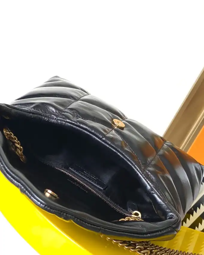Gvc*1 satchel bags 4334b-0020