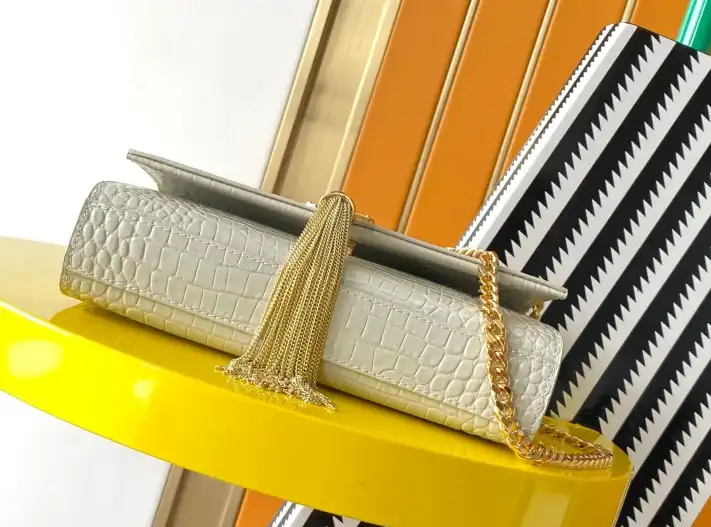Gvc*1 satchel bags 4334b-0021