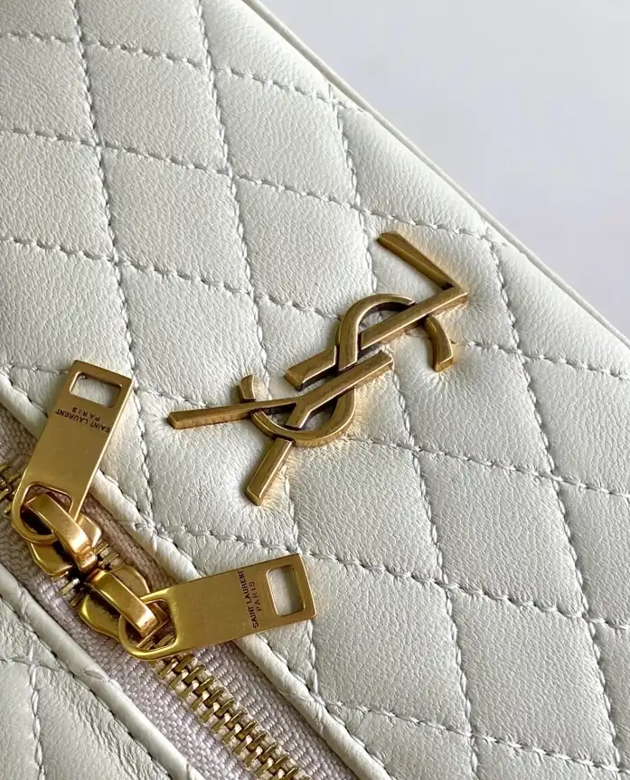 Gvc*1 cosmetic bags 4334b-0024