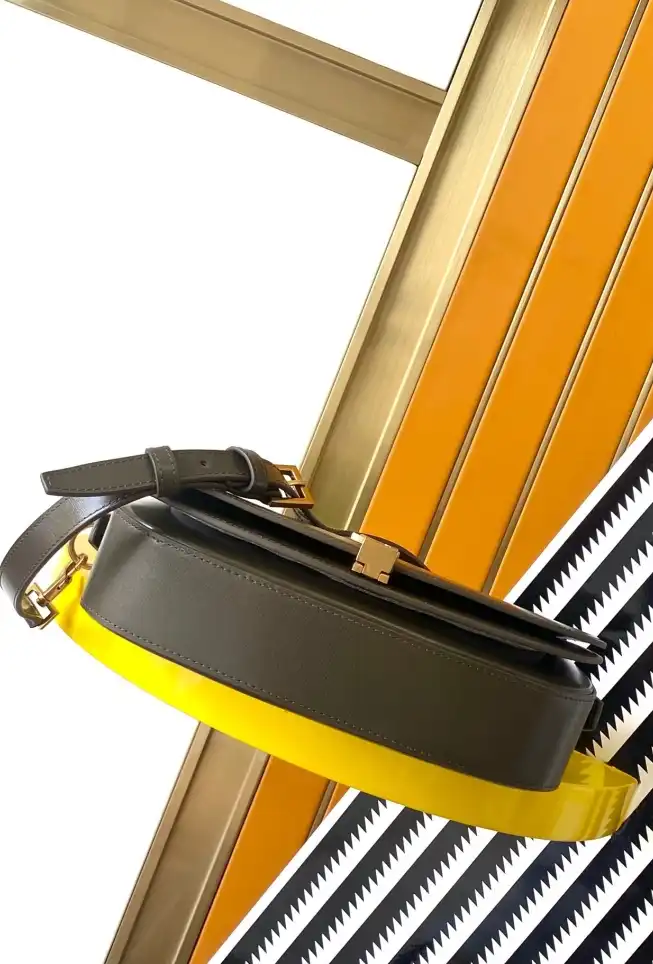 Gvc*1 top handle bags 4334b-0030