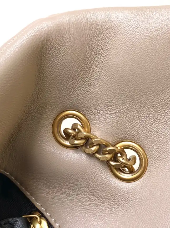 Gvc*1 top handle bags 4334b-0032