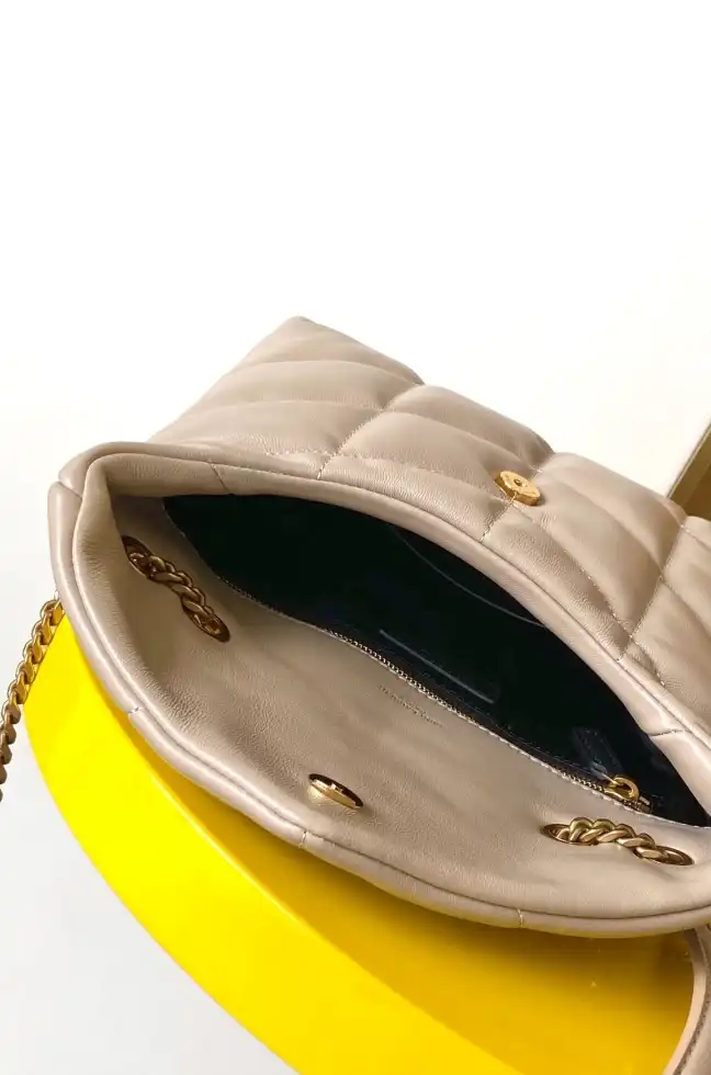 Gvc*1 top handle bags 4334b-0032