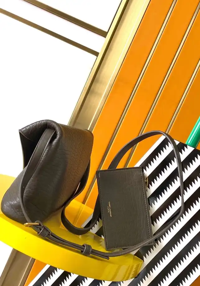 Gvc*1 satchel bags 4334b-0037