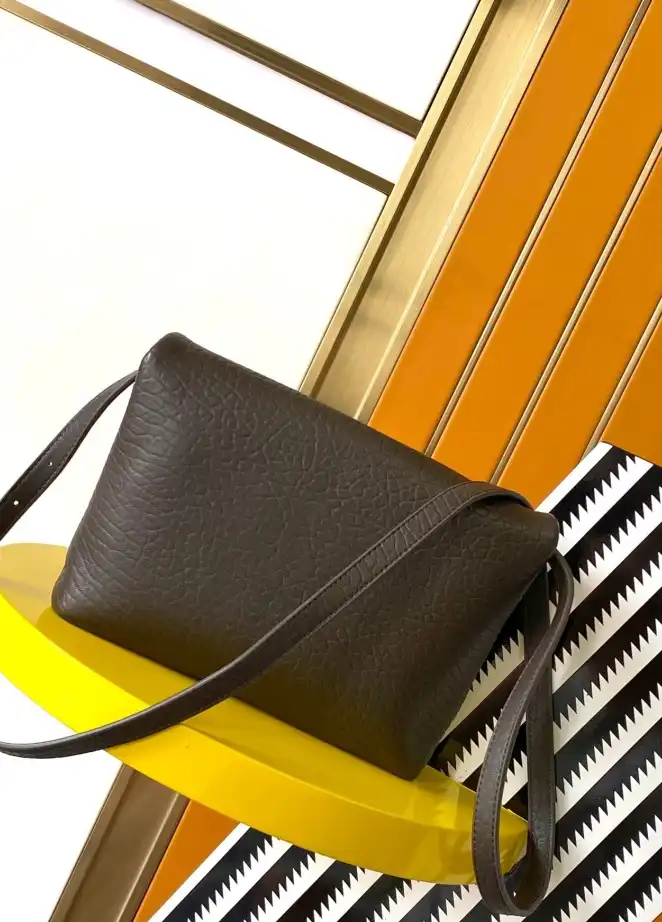 Gvc*1 satchel bags 4334b-0037