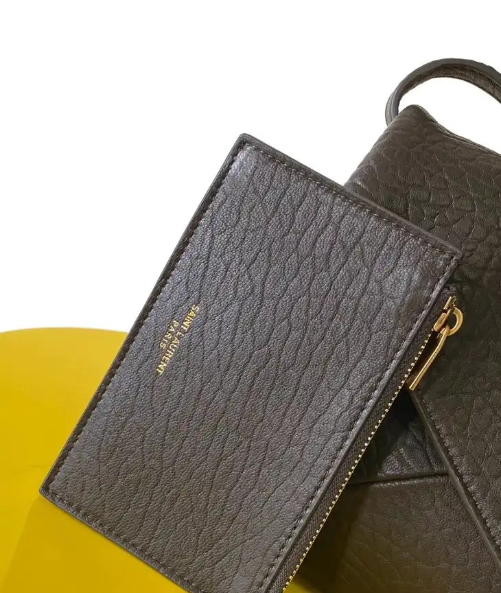 Gvc*1 satchel bags 4334b-0037