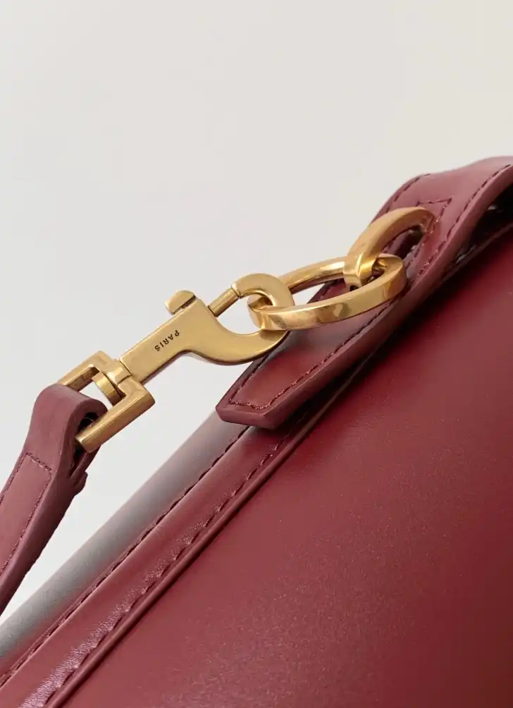 Gvc*1 bucket bags 4334b-0061
