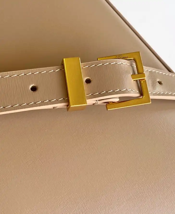 Gvc*1 satchel bags 4334b-0064