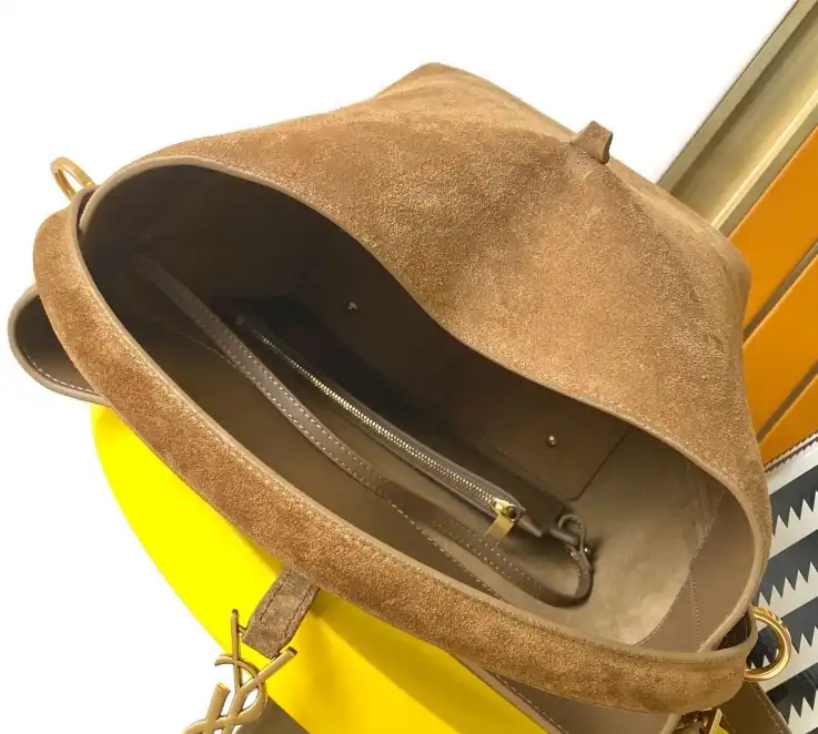 Gvc*1 bucket bags 4334b-0073