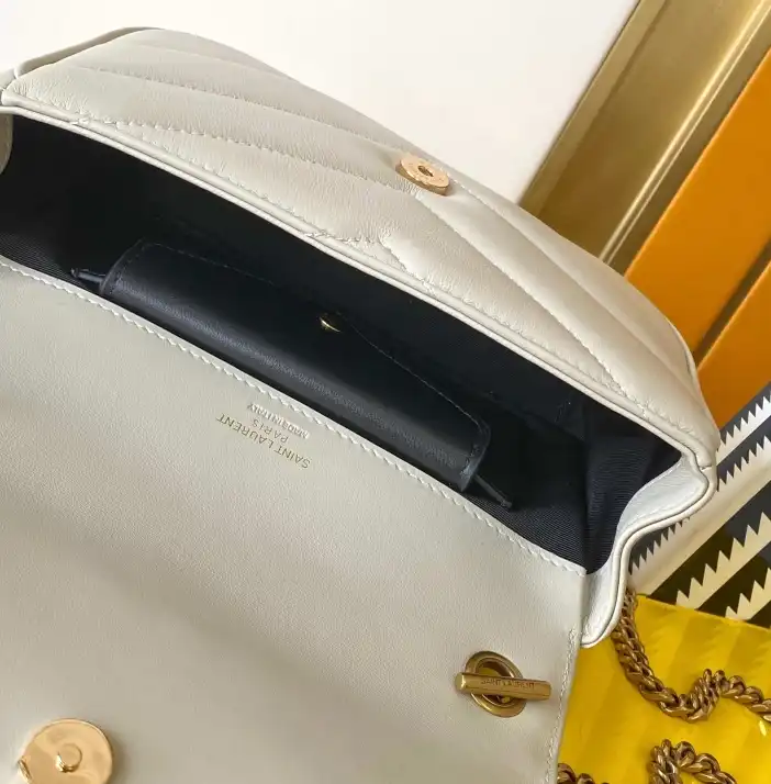 Gvc*1 satchel bags 4334b-0110