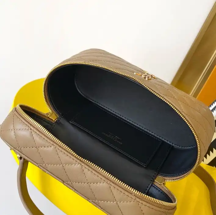 Gvc*1 cosmetic bags 4334b-0111
