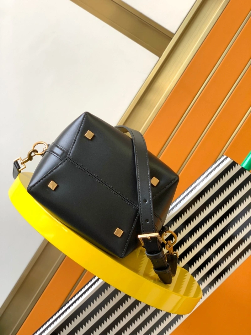 Y51 bucket bags 4334d-0028