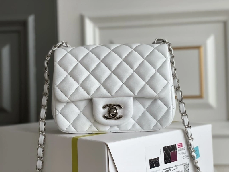 Ch**el cf series bags 4345d-0004
