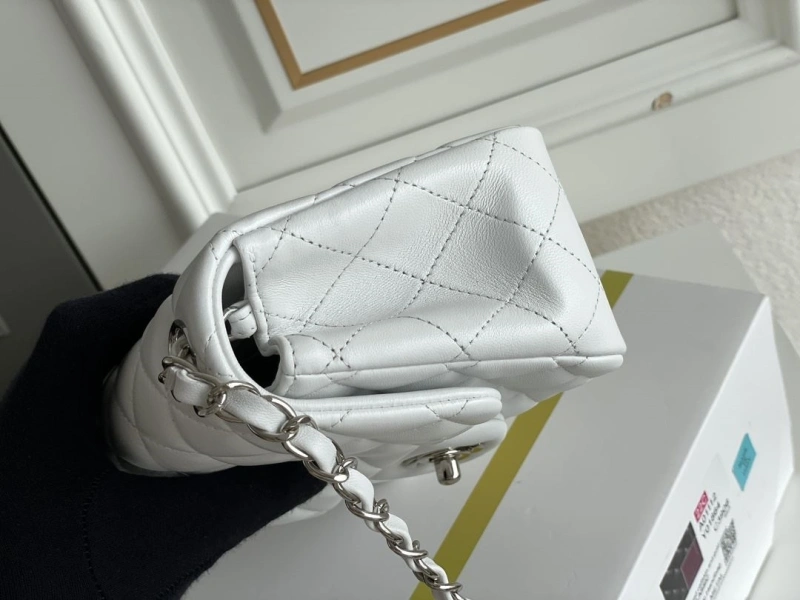 Ch**el cf series bags 4345d-0004