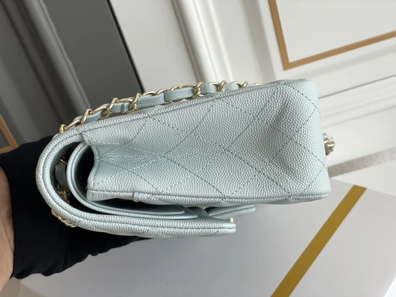 Ch**el cf series bags 4345d-0024