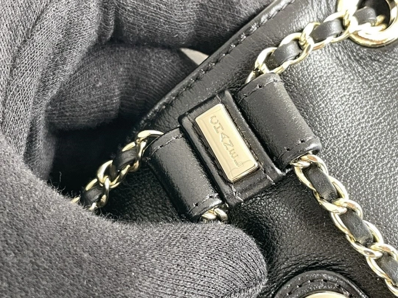 Ch**el backpacks 4345d-0028