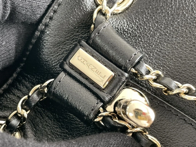 Ch**el backpacks 4345d-0029