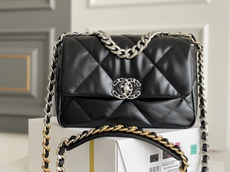 Ch**el 19 bags 4345d-0083