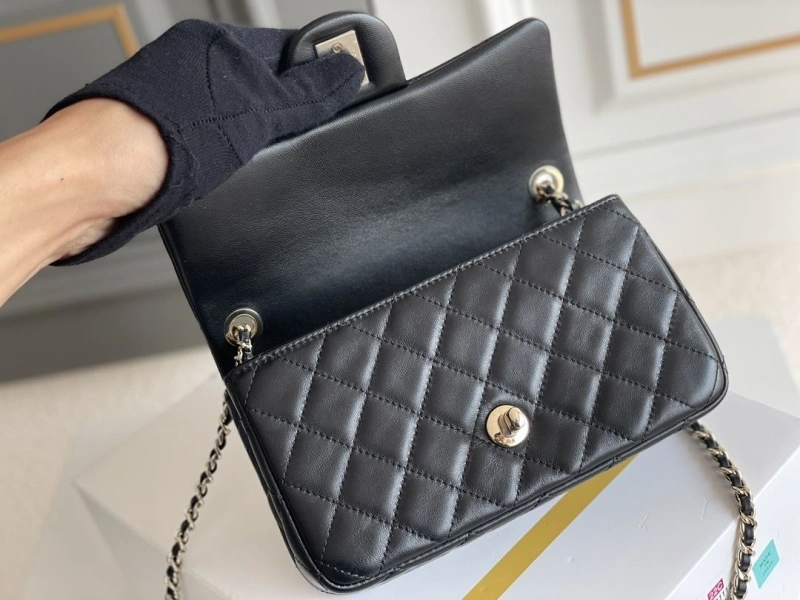 Ch**el cf series bags 4345d-0087