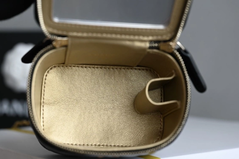 Ch**el cosmetic bags 4345d-0118