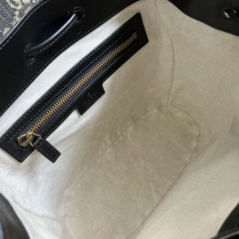 Gvc*1 backpacks 4360c-0168