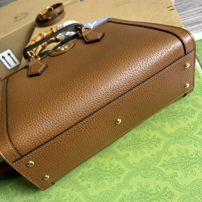 Gvc*1 top handle bags 4360c-0683