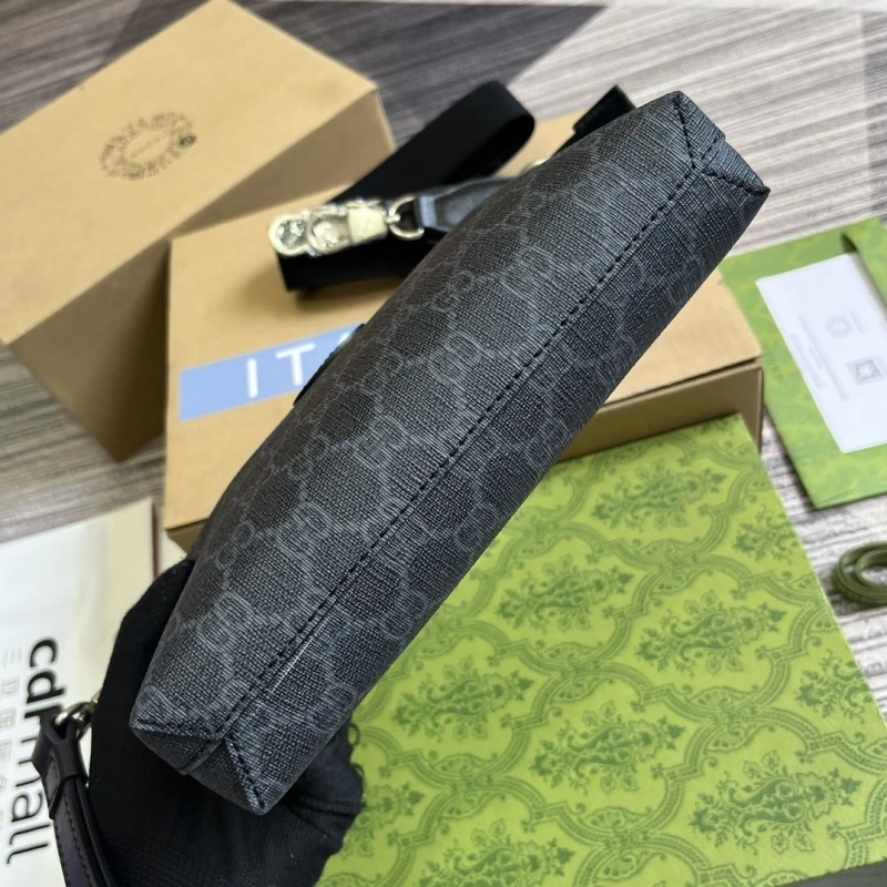 Gvc*1 clutch bags 4360c-2082