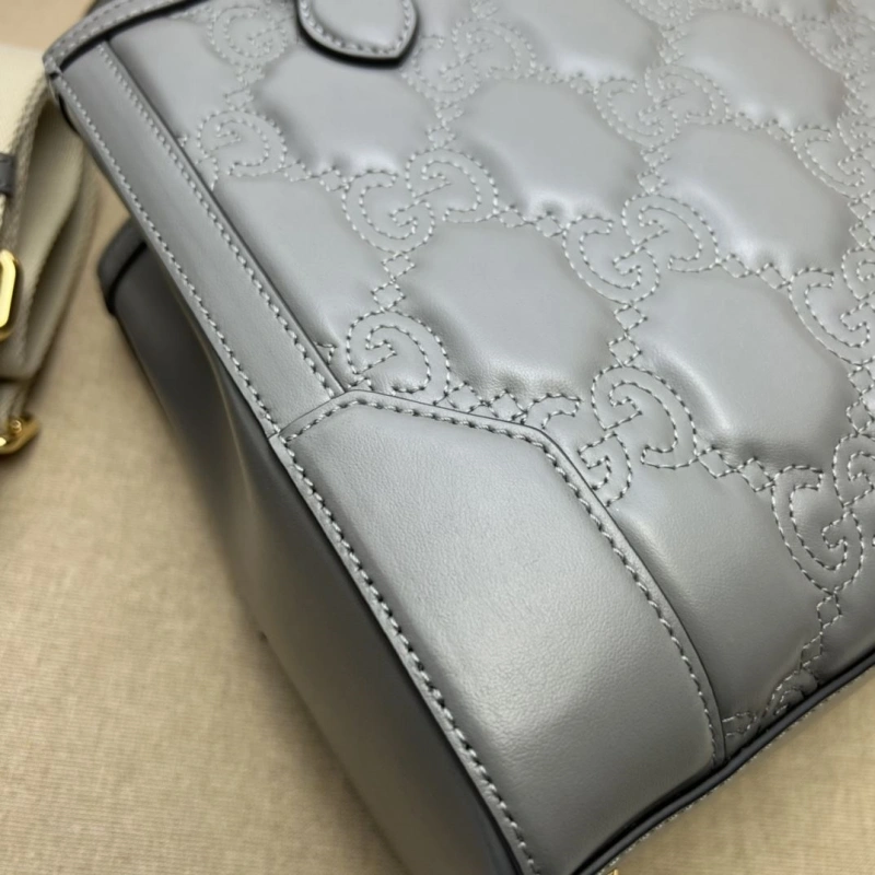 Gvc*1 top handle bags 4360c-2241