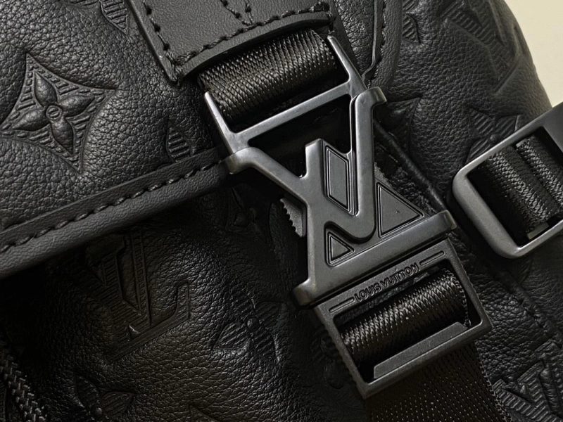 LV Backpacks 4365A-0049