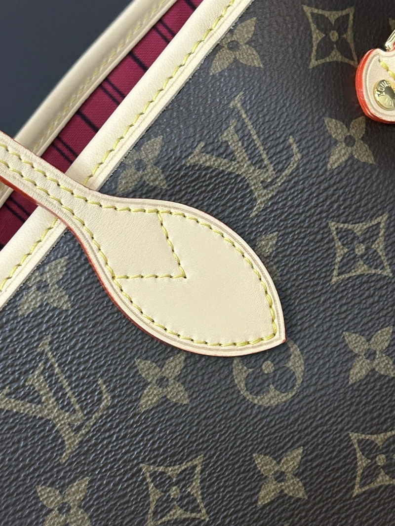 LV Shopping Bags 4365A-0079