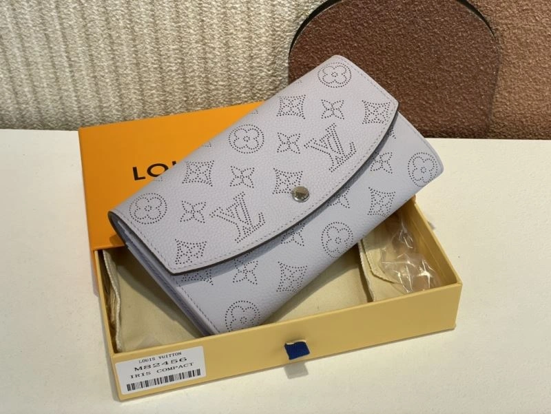 LV Wallets 4365F-0026