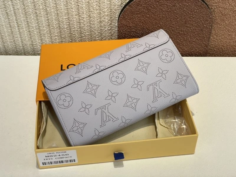 LV Wallets 4365F-0026