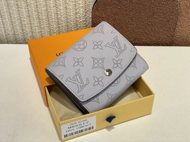 LV Wallets 4365F-0027
