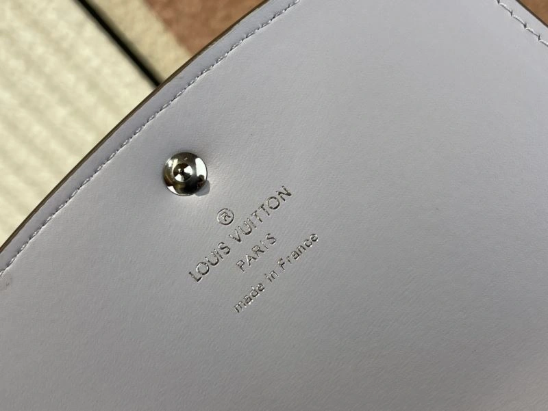 LV Wallets 4365F-0027