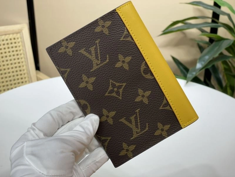 LV Wallets 4365F-0054