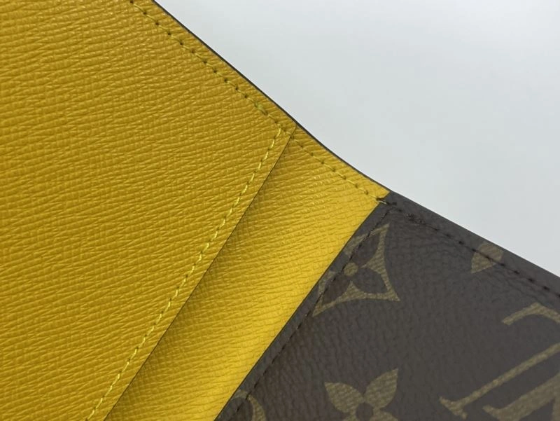 LV Wallets 4365F-0054