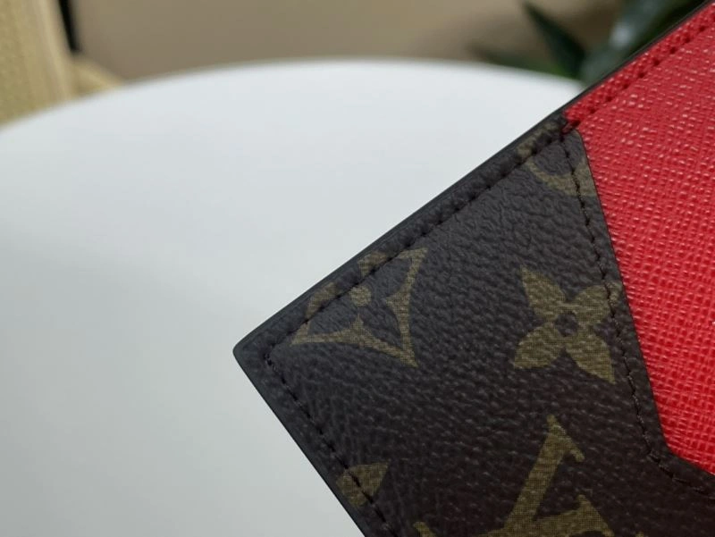 LV Wallets 4365F-0056