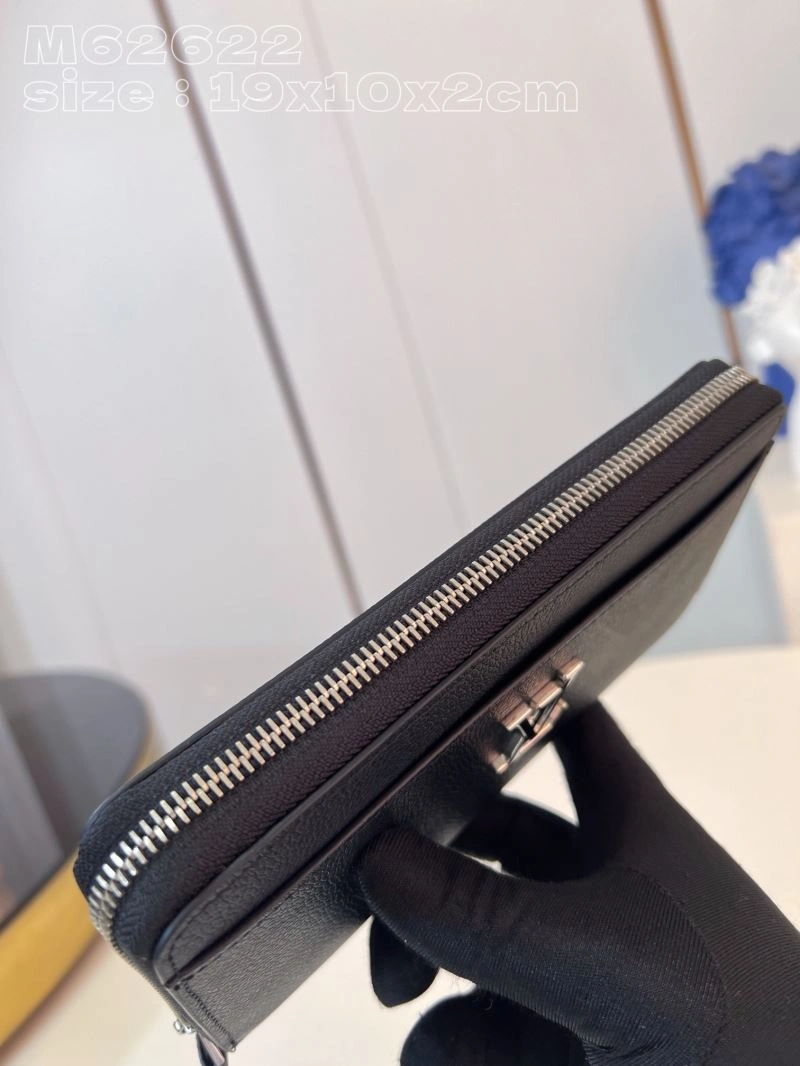 LV Wallets 4365F-0067