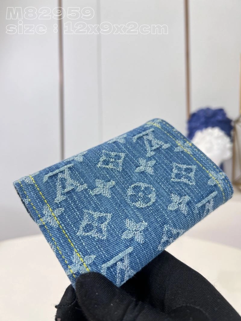 LV Wallets 4365F-0149