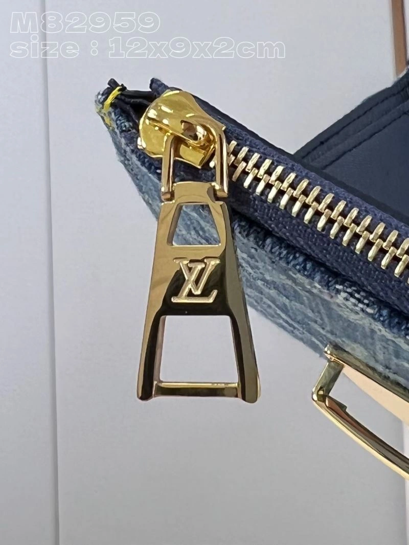 LV Wallets 4365F-0149